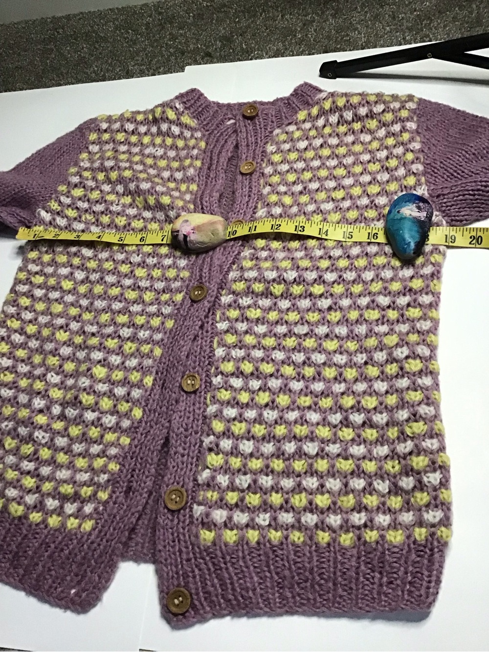 Women’s cozy vintage Lilac Knit cardigan Sweater Yellow & White Stitch Detail - Picture 4 of 11